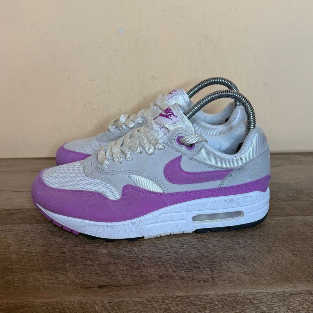 Women's Size 7.5 Nike Air Max 1 Fuchsia Dream Grey White Retro shoes DZ2628-001